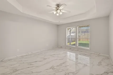 71 N Forrest Avenue La Porte TX 77571