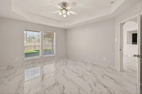 71 N Forrest Avenue La Porte TX 77571