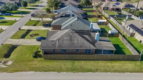 71 N Forrest Avenue La Porte TX 77571