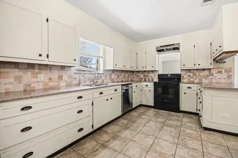 13414 Anna Court Santa Fe TX 77517