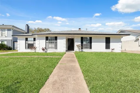 13330 Agarita Lane Houston TX 77083