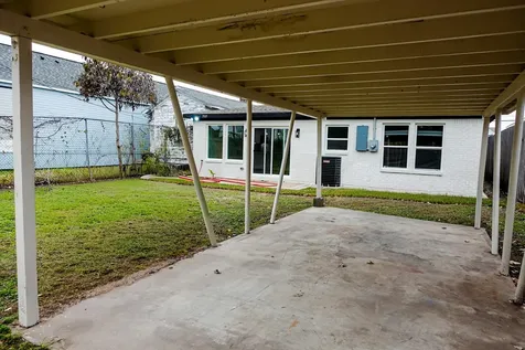 3505 Ursuline Street Galveston TX 77550