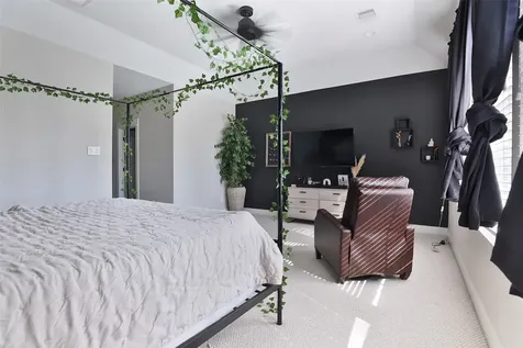 712 Pinemont Canyon Lane Houston TX 77018
