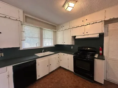 6818 Stearns Street Houston TX 77021