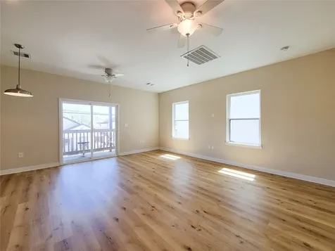 1903 Mary Street Houston TX 77026