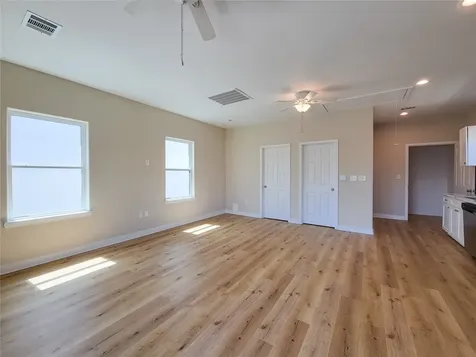 1903 Mary Street Houston TX 77026