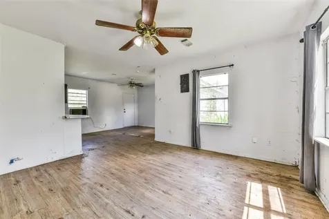 1220 Pecan Street Clute TX 77531