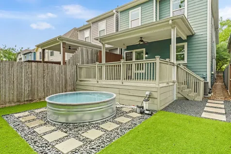 828 W 26th Street Houston TX 77008