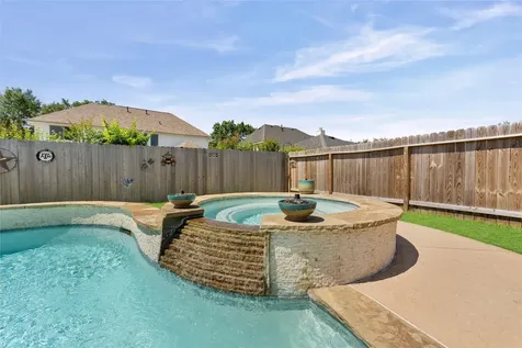 2022 Bluffton Lane Katy TX 77450