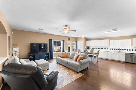 2022 Bluffton Lane Katy TX 77450