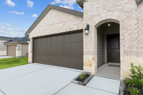1230 Sandy Shore Lane Iowa Colony TX 77583
