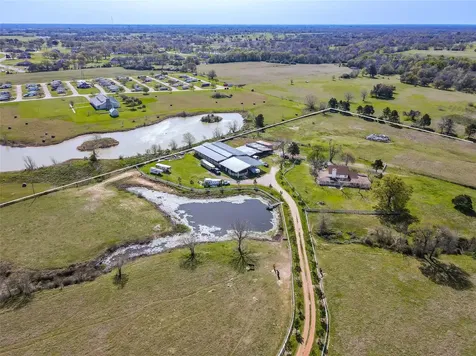 52825 Highway 290 Hempstead TX 77445