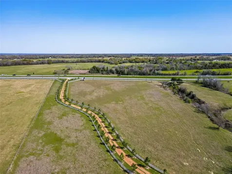 52825 Highway 290 Hempstead TX 77445