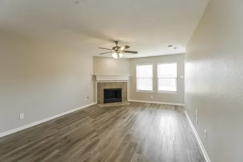 4703 Montclair Hill Lane Fresno TX 77545