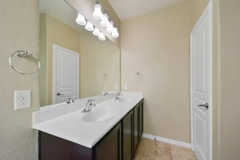 13515 Smith Lake Lane Houston TX 77044