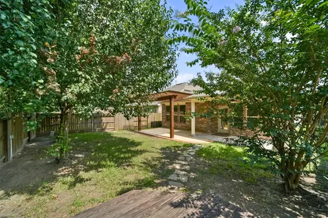 13515 Smith Lake Lane Houston TX 77044