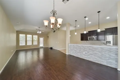13515 Smith Lake Lane Houston TX 77044
