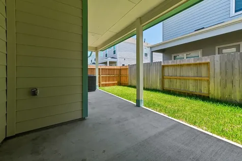 700 Sand Dollar Drive Kemah TX 77565