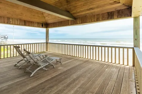 4223 Long Tom Court Galveston TX 77554