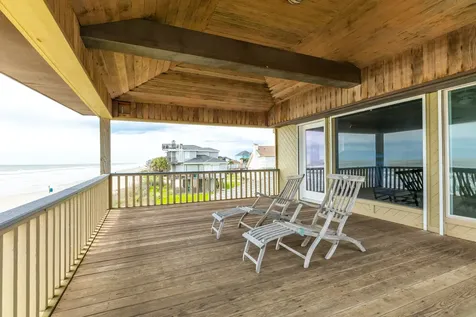4223 Long Tom Court Galveston TX 77554
