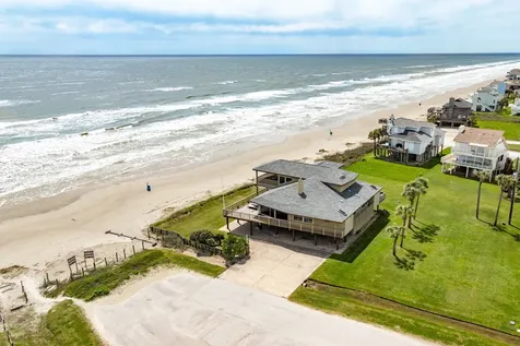 4223 Long Tom Court Galveston TX 77554