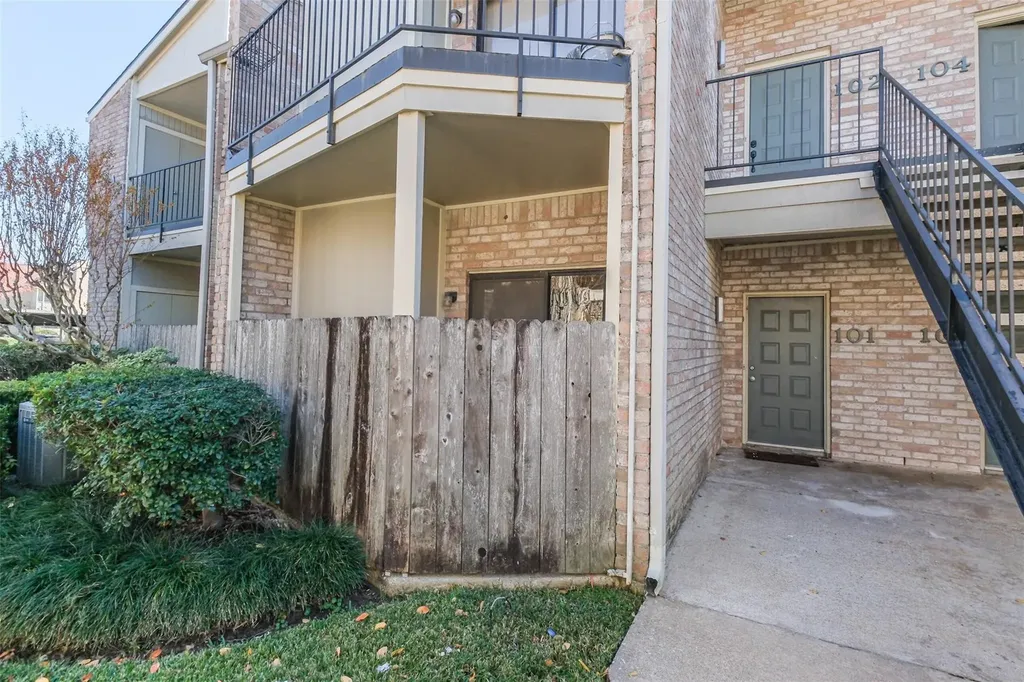 8100 Cambridge Street 101 Houston TX 77054