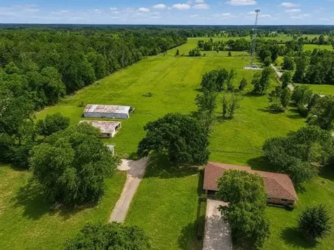 669 & 685 W Fm 1004 Kirbyville TX 75956