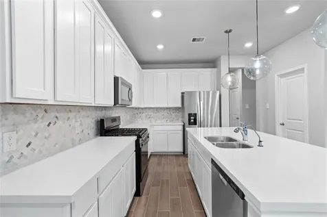 19576 Stripe Hill Bend Montgomery TX 77316