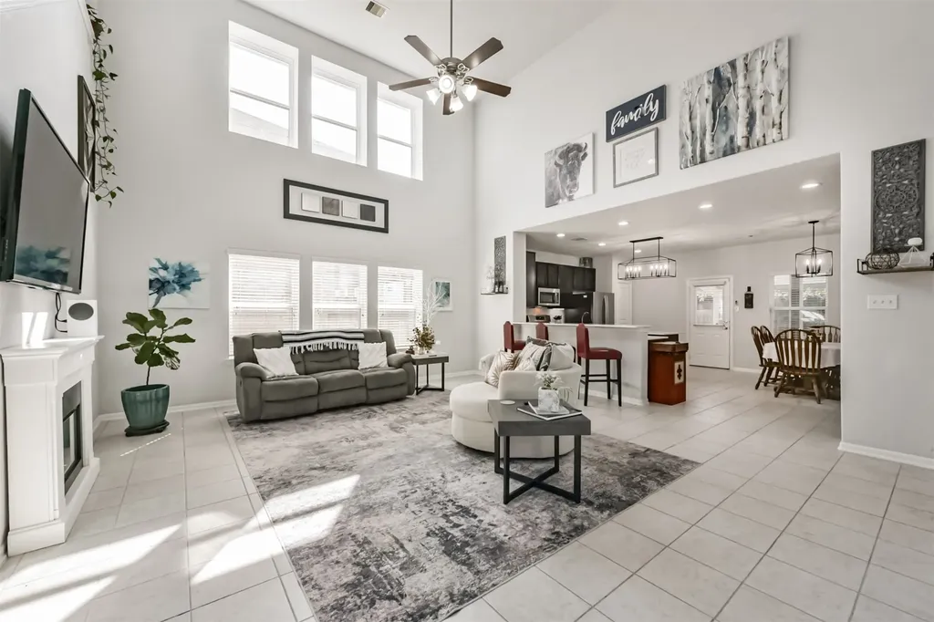 10018 Chase Court Baytown TX 77521