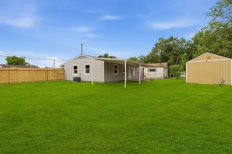 2307 Windsor Lane Pasadena TX 77506