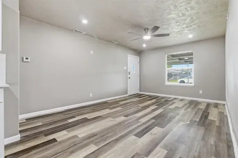 2307 Windsor Lane Pasadena TX 77506