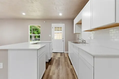 2307 Windsor Lane Pasadena TX 77506