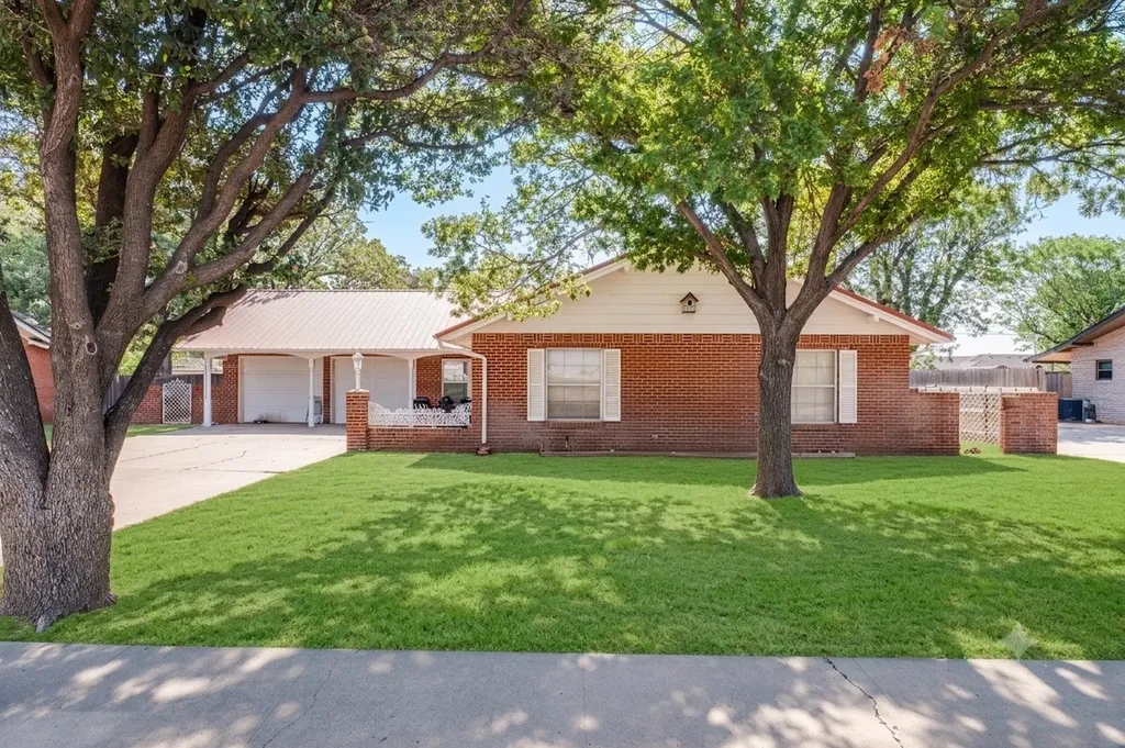 412 Sunset Drive Hereford TX 79045