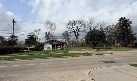 9201 Fulton Street Houston TX 77022