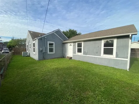 7619 Ilex Street Houston TX 77012