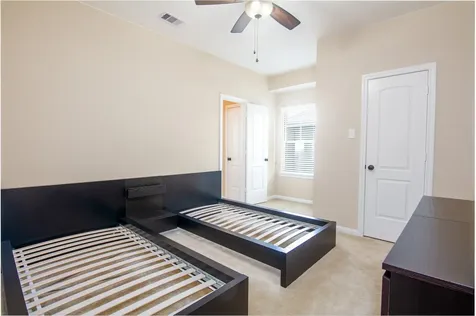 11 Cheswood Manor The Woodlands TX 77382