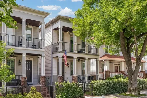 240 W 27th Street Houston TX 77008
