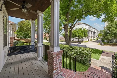 240 W 27th Street Houston TX 77008