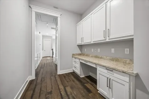 240 W 27th Street Houston TX 77008