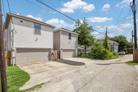 240 W 27th Street Houston TX 77008