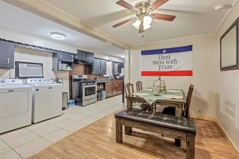 808 Morrell Street Baytown TX 77520