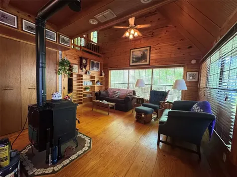 190 Woodpecker Drive Livingston TX 77351