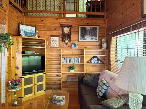 190 Woodpecker Drive Livingston TX 77351
