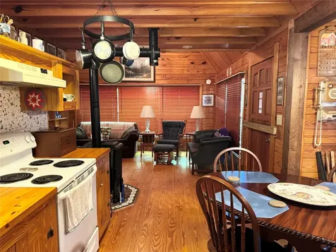 190 Woodpecker Drive Livingston TX 77351