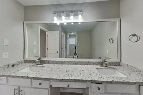 14918 Laytham Lane Sugar Land TX 77498