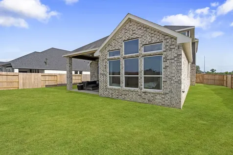 207 Garden Rose Trail Willis TX 77318