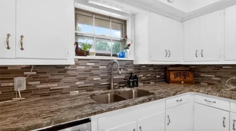 405 N Main Street Franklin TX 77856