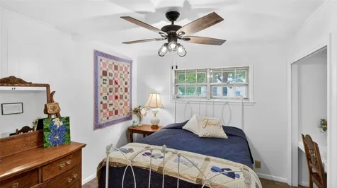 405 N Main Street Franklin TX 77856