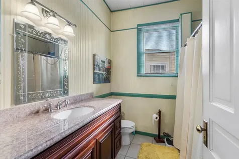 1820 Winnie Street Galveston TX 77550