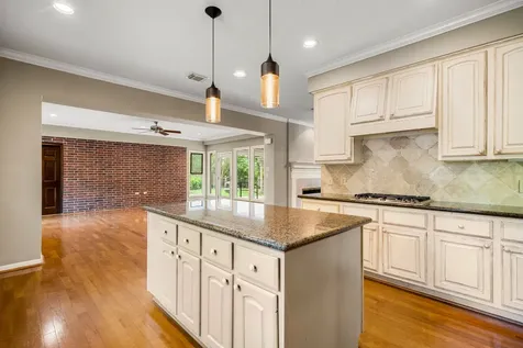 1518 Fall Wood Drive Sugar Land TX 77479